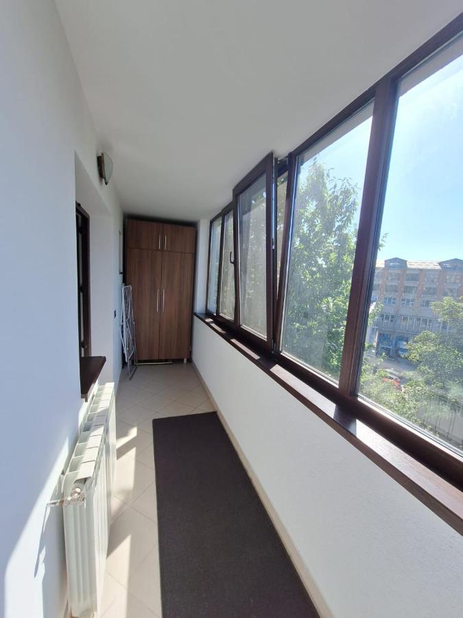 Urban George Enescu 4 Beedroom Apartment Suceava Exterior photo